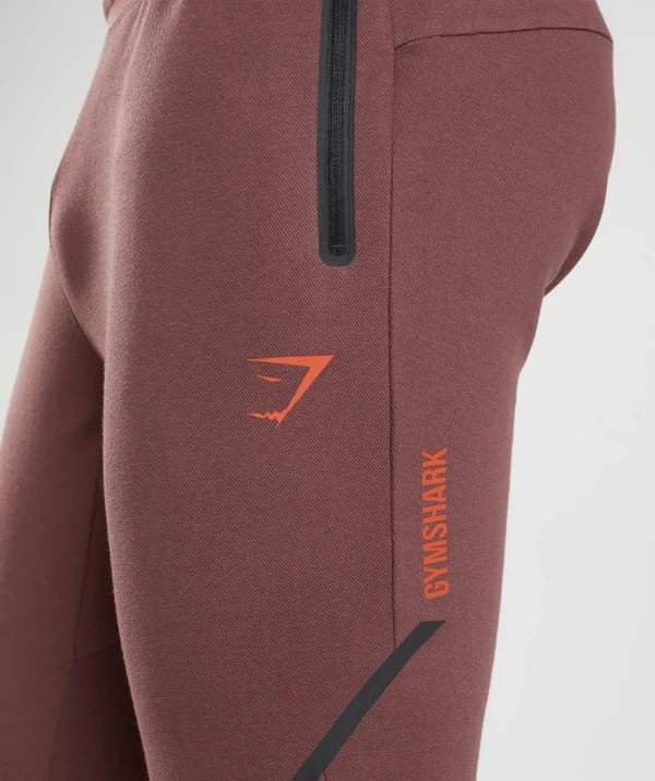 Gymshark Joggers & Sweatpants*Apex Technical Joggers CherryBrown