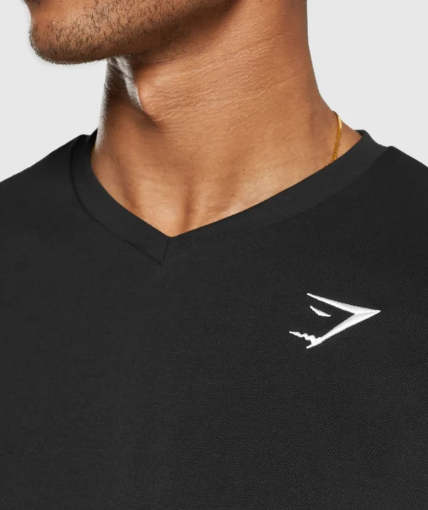 Gymshark T-shirts & Tops*Crest V-Neck T Shirt Black