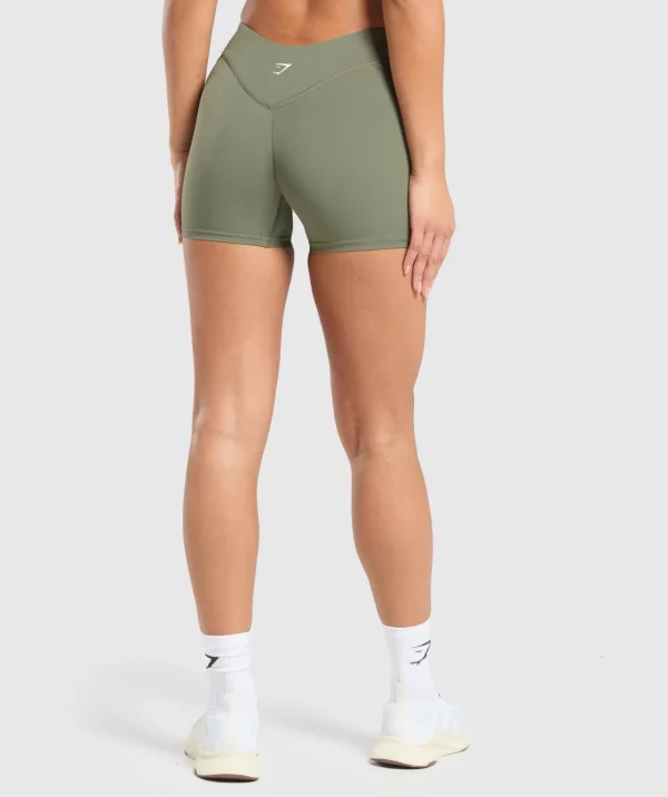 Gymshark Shorts*Dipped Waistband Shorts BaseGreen