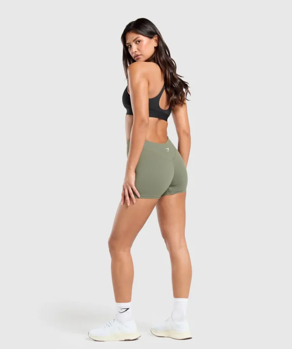 Gymshark Shorts*Dipped Waistband Shorts BaseGreen