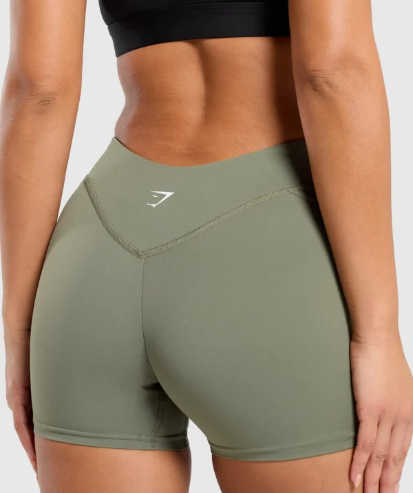 Gymshark Shorts*Dipped Waistband Shorts BaseGreen