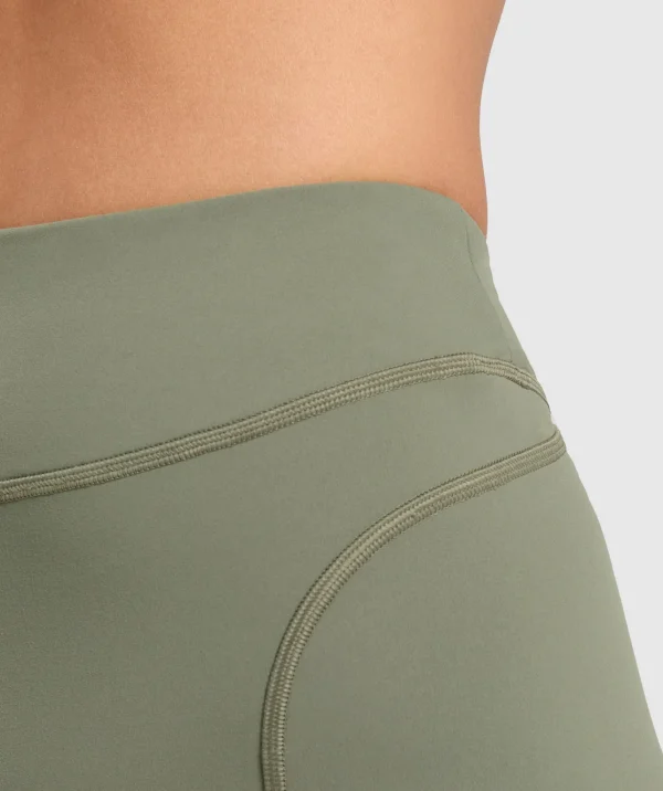 Gymshark Shorts*Dipped Waistband Shorts BaseGreen