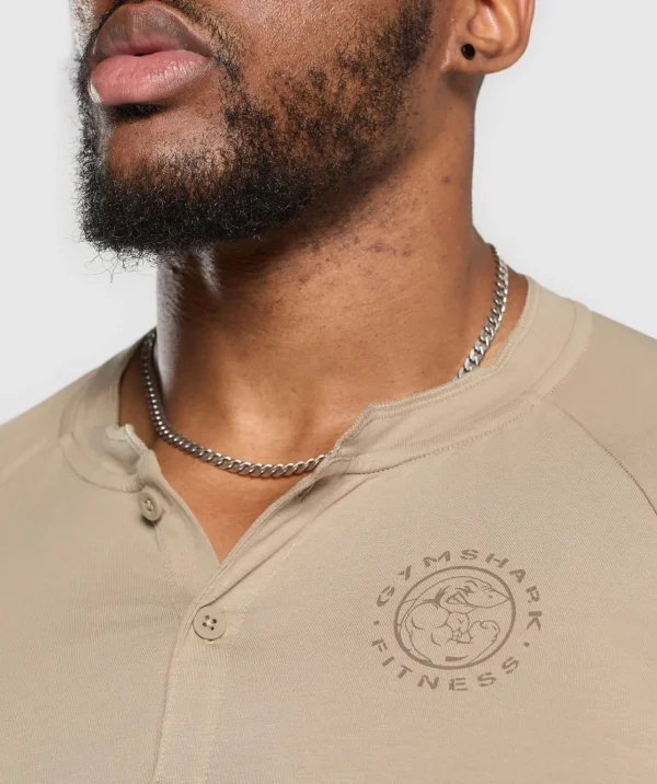 Gymshark T-shirts & Tops*Legacy Henley CementBrown