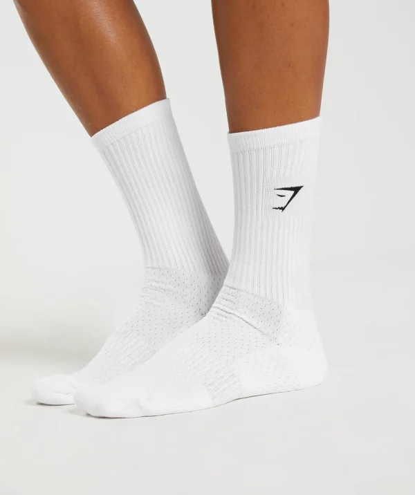 Gymshark Crew Socks*Premium Sharkhead Crew Single White