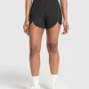 Gymshark Shorts*Scallop Hem Shaped Shorts Black