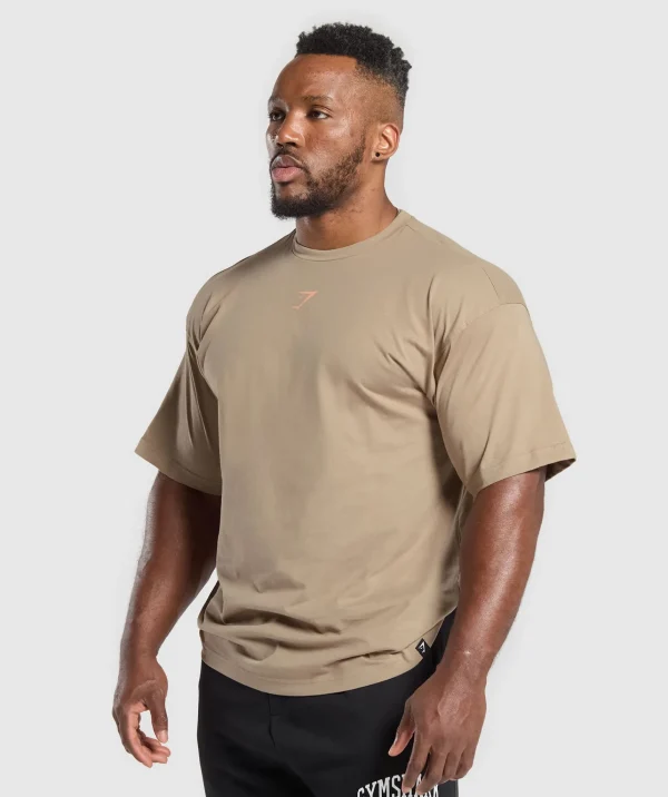 Gymshark T-shirts & Tops*Trophy Graphic T-Shirt CementBrown